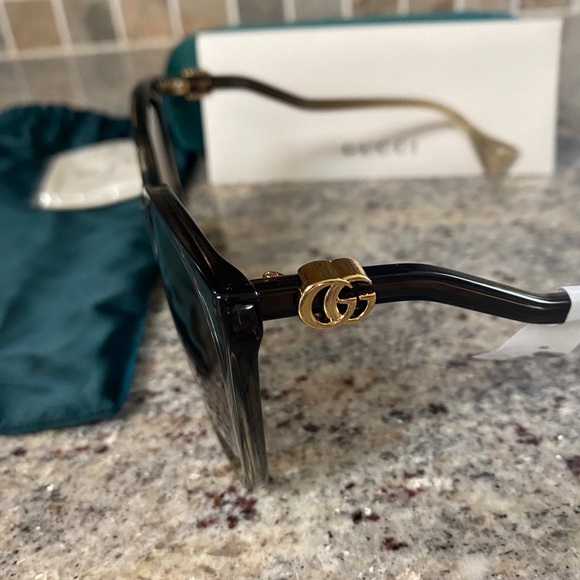 Gucci Ombré Wavy sunglasses. New - Picture 6 of 7